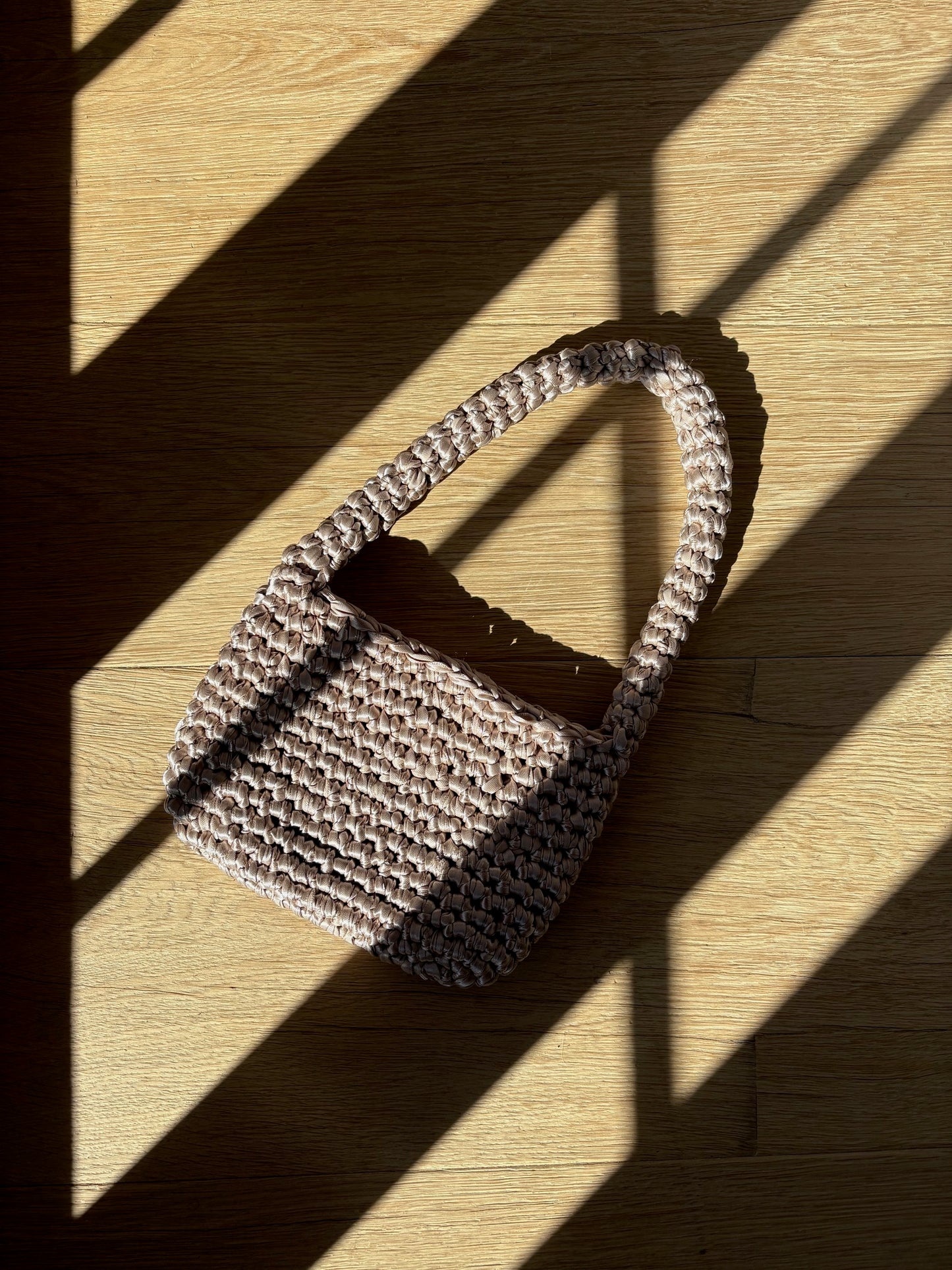 Benedetta - Borsa in raso fatta a mano β
